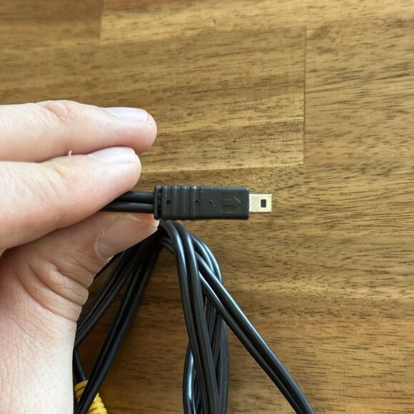 AV A/V USB To RCA Audio / Video Mini B USB Adapter Cable TV & Digital Camera - Picture 2 of 6